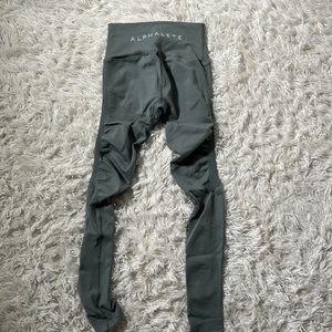 Alphalete leggings